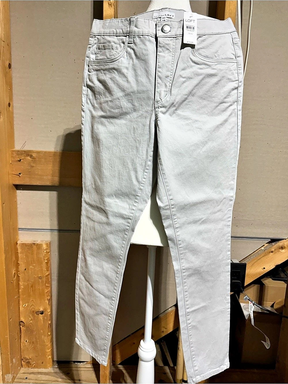 LOFT The Skinny Mid Rise Regular Fit Skinny Mid Rise Jeans Gray Waist 28 (6) NWT